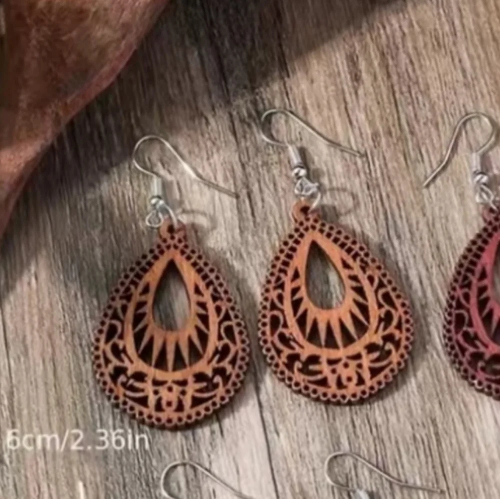 NEW Boho Wood Teardrop Dangle Earrings - Picture 4 of 10